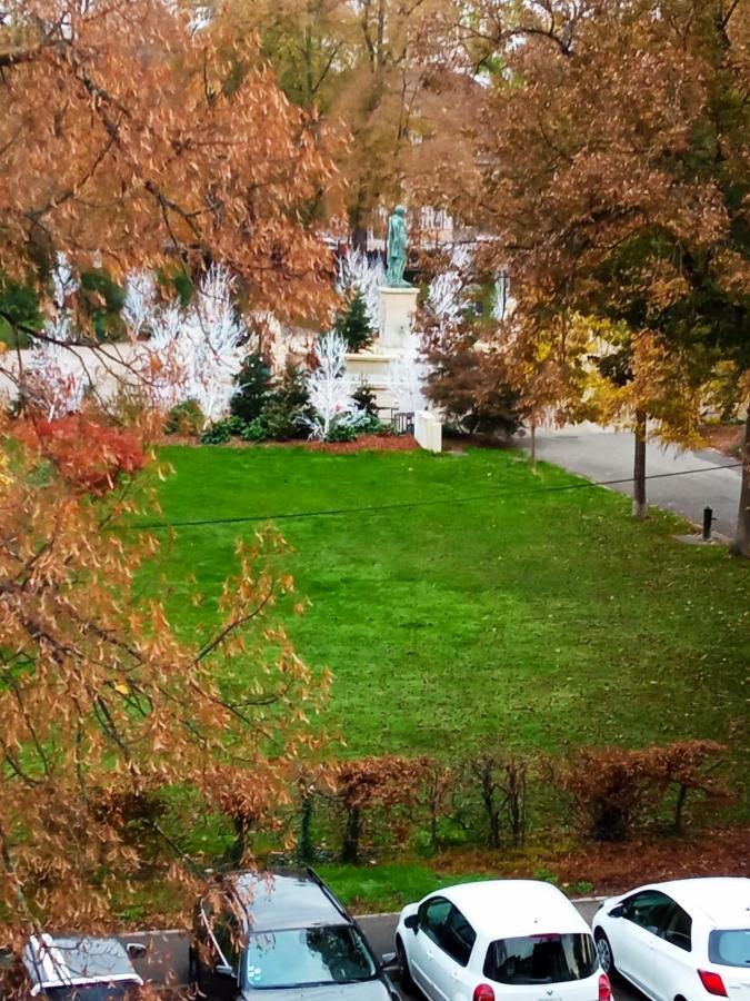 Rare A Colmar - Appartement Champ De Mars Vue Sur Parc - 70M2 - 2 Chambres Buitenkant foto